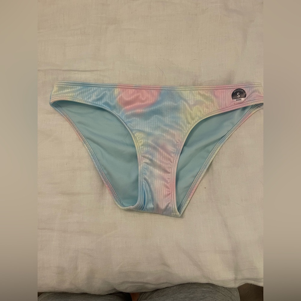 Hollister Blue and Pink Bikini Classic Tie-Dye
